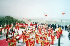 公司锣鼓队2005年后土祠庆典表